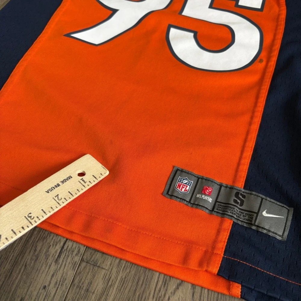 Nike Denver Broncos Jersey Kids Small Orange Derek Wolfe 95 NFL‎ On Field